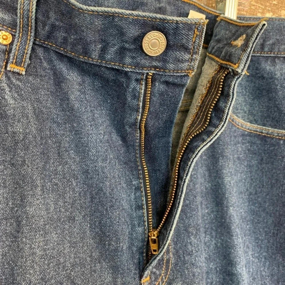 Vintage 90's Levi's 505‎ Regular Fit Straight Leg Blue Denim Jeans Men's 38x30